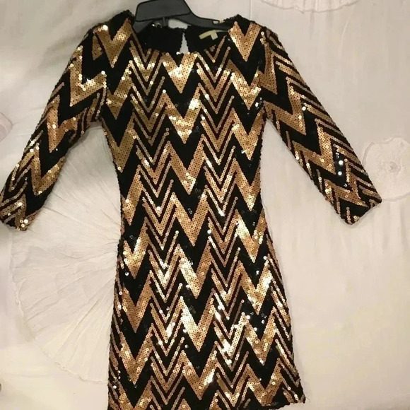 [Gianni Bini] Chevron Sequin Cocktail Dress - Picture 1 of 6